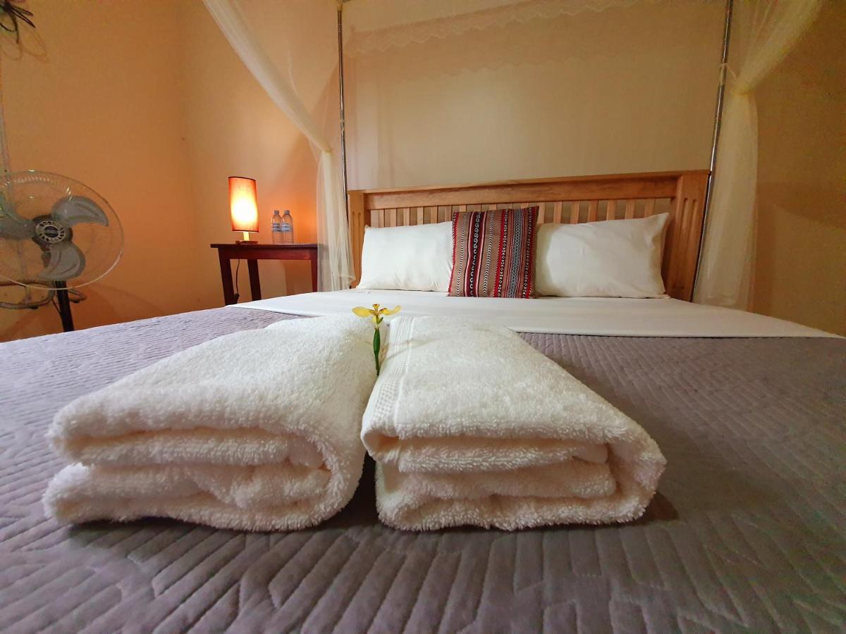 Annas Bed And Breakfast Entebbe Extérieur photo